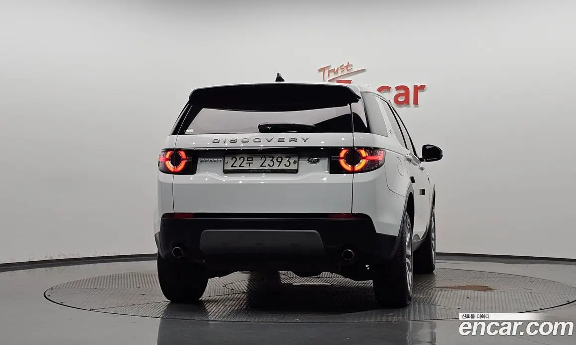 Land Rover Discovery Sport 2019 2.0 АКПП, фото 3