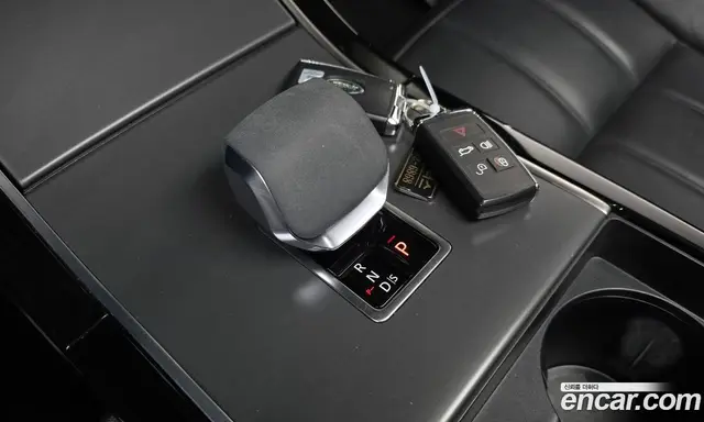 Land Rover Range Rover Evoque 2024 2.0 АКПП, миниатюра 12