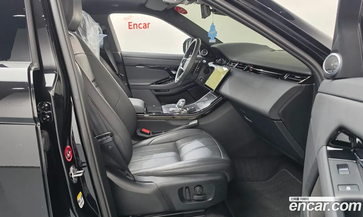 Land Rover Range Rover Evoque 2024 2.0 АКПП, фото 16