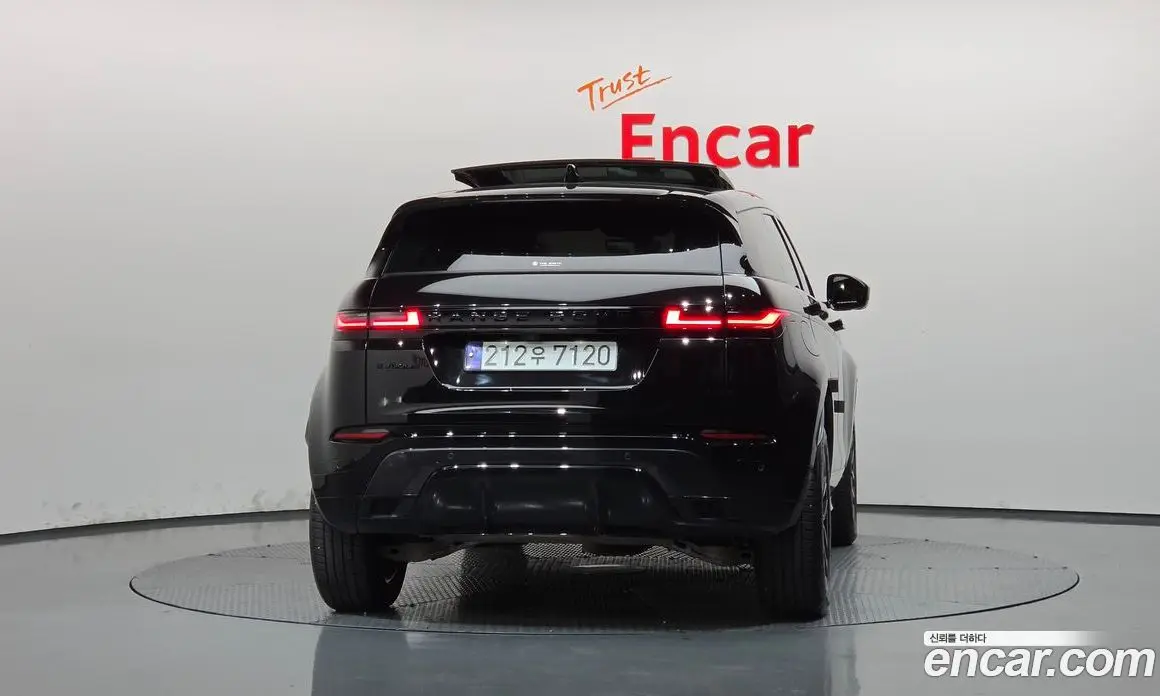 Land Rover Range Rover Evoque 2024 2.0 АКПП, фото 4