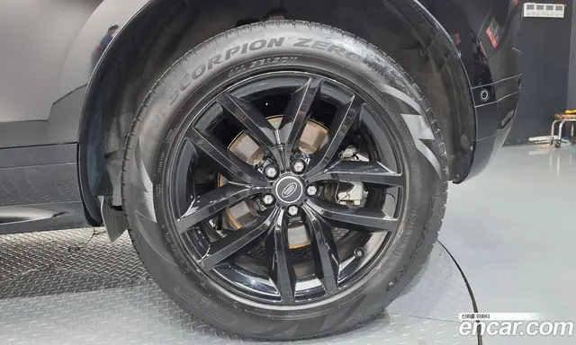 Land Rover Range Rover Evoque 2024 2.0 АКПП, миниатюра 7