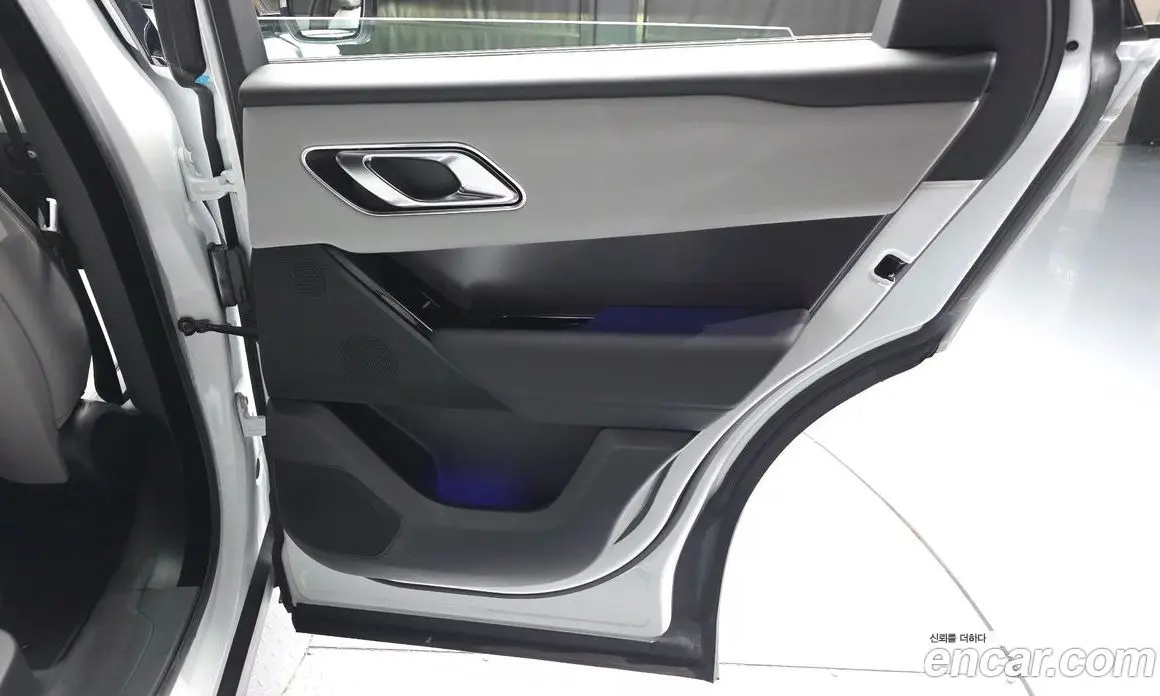 Land Rover Range Rover Velar 2026 2.0 АКПП, фото 15