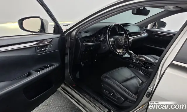 Lexus ES 2017 2.5 АКПП, миниатюра 10 Lexus ES 2017 2.5 АКПП, миниатюра 10