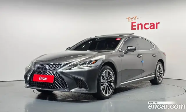 Lexus LS, 2019, 85 370 км