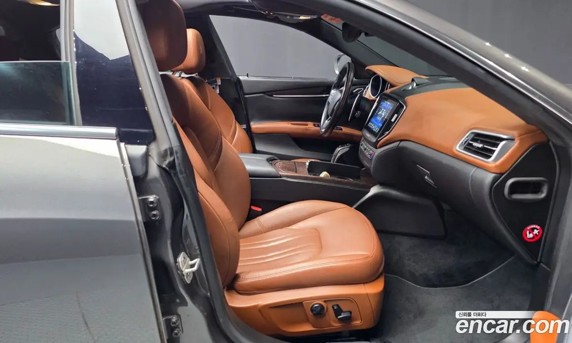 Maserati Ghibli 2019 3.0 АКПП, фото 16