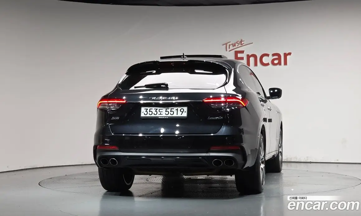 Maserati Levante 2020 3.0 АКПП, фото 3