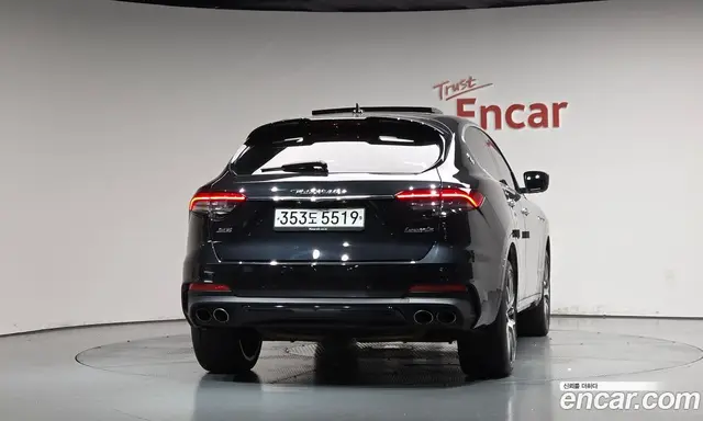 Maserati Levante 2020 3.0 АКПП, миниатюра 3