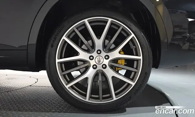 Maserati Levante 2020 3.0 АКПП, миниатюра 6