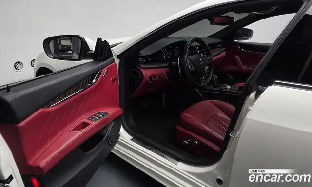 Maserati Quattroporte 2022 3.0 АКПП, миниатюра 12