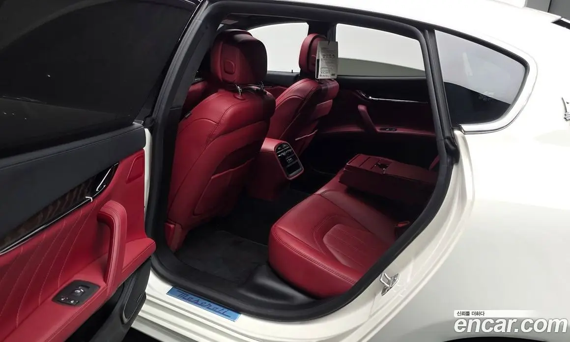 Maserati Quattroporte 2022 3.0 АКПП, фото 15