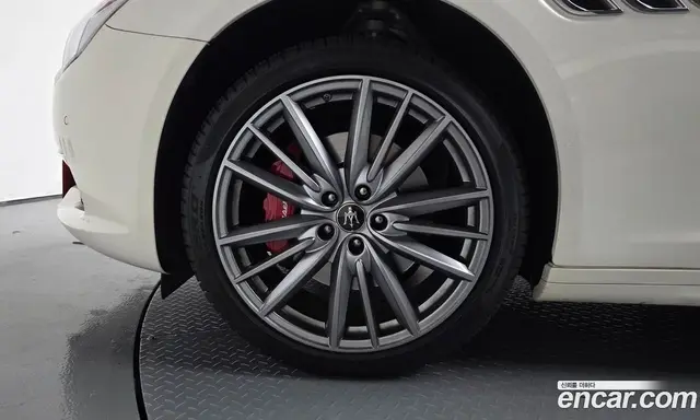Maserati Quattroporte 2022 3.0 АКПП, миниатюра 4