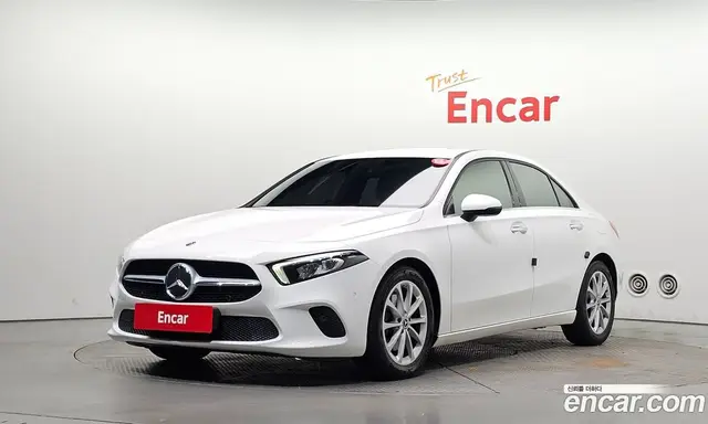 Mercedes-Benz A-Class, 2020, 122 050 км
