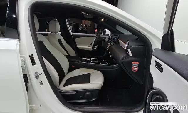 Mercedes-Benz A-Class 2020 2.0 АКПП, миниатюра 12