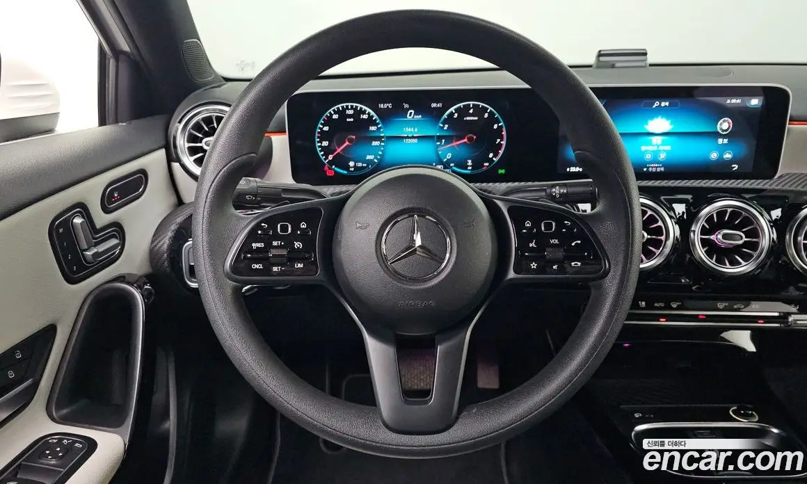 Mercedes-Benz A-Class 2020 2.0 АКПП, фото 15