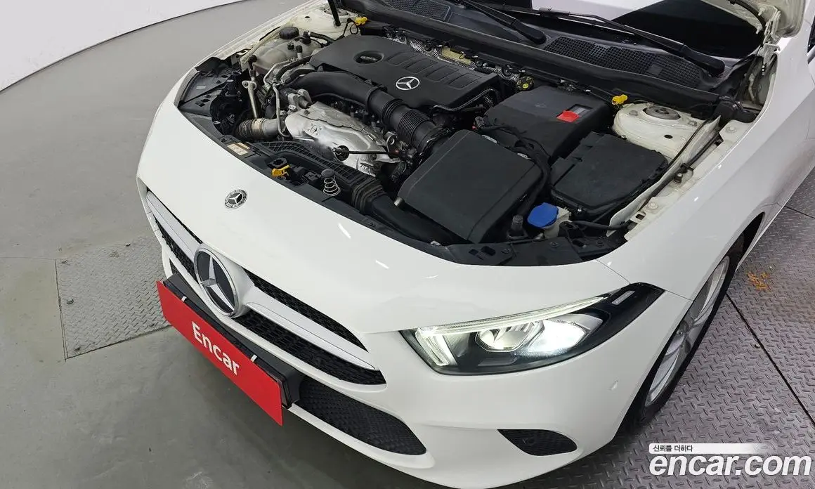 Mercedes-Benz A-Class 2020 2.0 АКПП, фото 6