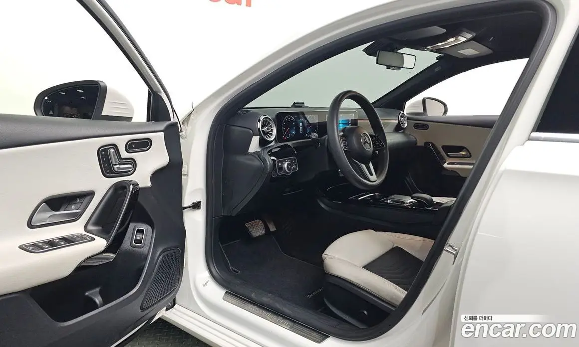 Mercedes-Benz A-Class 2020 2.0 АКПП, фото 10