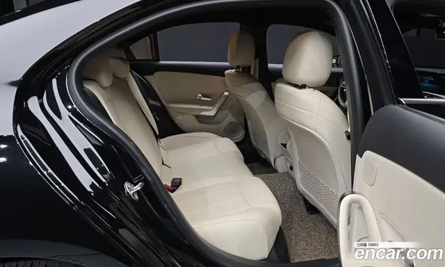 Mercedes-Benz A-Class 2021 2.0 АКПП, миниатюра 12