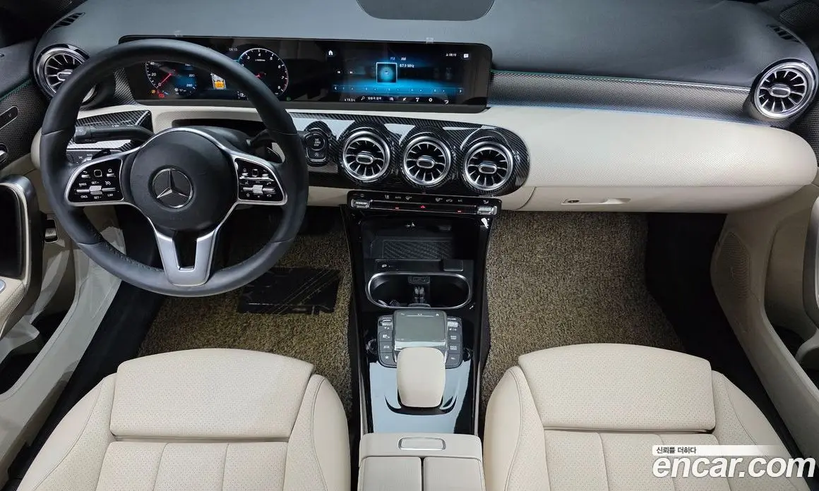 Mercedes-Benz A-Class 2021 2.0 АКПП, фото 7