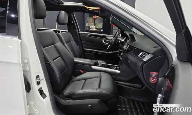 Mercedes-Benz E-Class 2015 2.0 АКПП, миниатюра 11