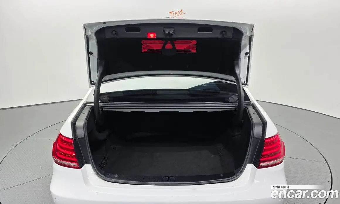 Mercedes-Benz E-Class 2015 2.0 АКПП, фото 20