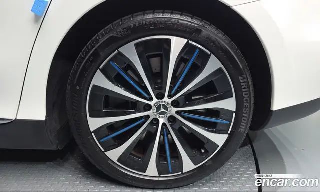 Mercedes-Benz EQE 2023 0.3 АКПП, миниатюра 7
