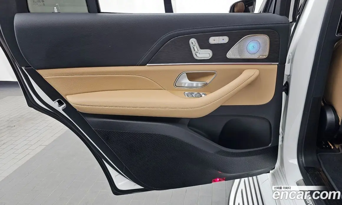 Mercedes-Benz GLS-Class 2024 4.0 АКПП, фото 15
