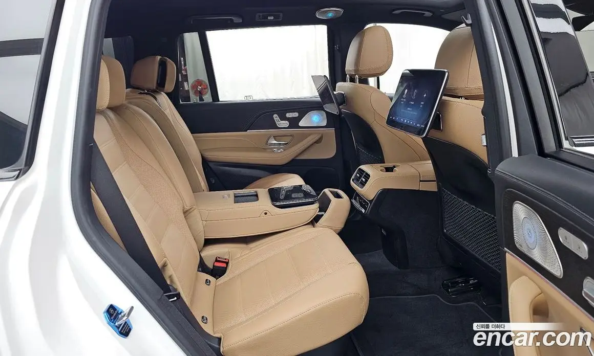 Mercedes-Benz GLS-Class 2024 4.0 АКПП, фото 18