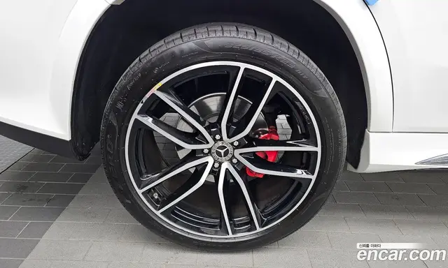 Mercedes-Benz GLS-Class 2024 4.0 АКПП, миниатюра 5
