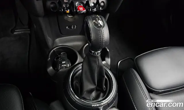 Mini Cooper 2016 1.5 АКПП, миниатюра 9