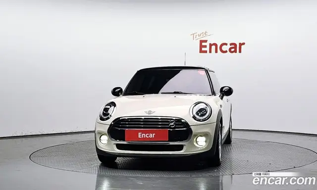 Mini Cooper 2018 1.5 АКПП, миниатюра 3