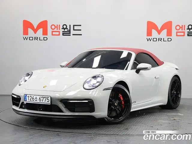 Porsche 911, 2023, 4 933 км