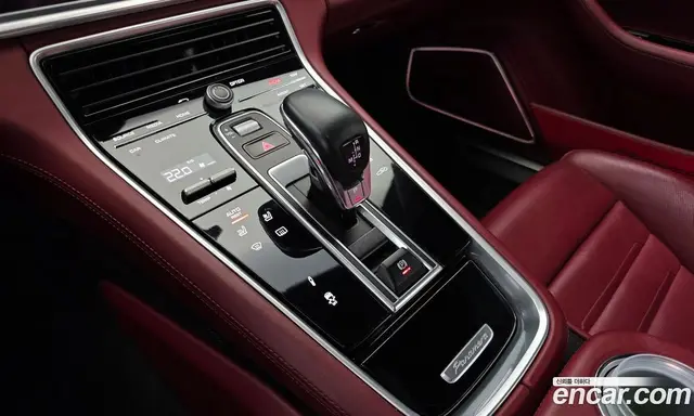 Porsche Panamera 2018 3.0 АКПП, миниатюра 11