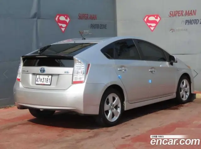 Toyota Prius 2010 1.8 АКПП, миниатюра 3