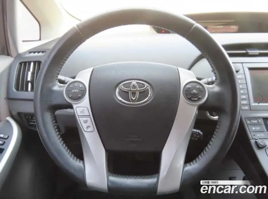 Toyota Prius 2010 1.8 АКПП, фото 8