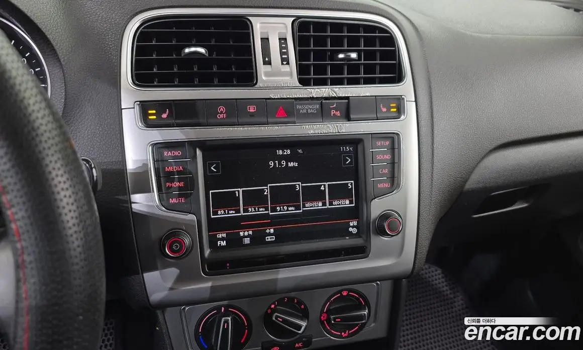 Volkswagen Polo 2015 1.4 АКПП, фото 19