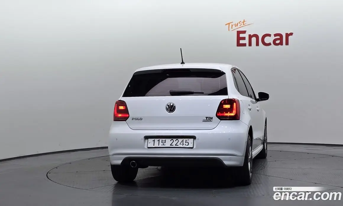 Volkswagen Polo 2015 1.4 АКПП, фото 4