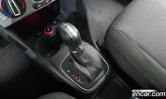 Volkswagen Polo 2015 1.4 АКПП, миниатюра 9