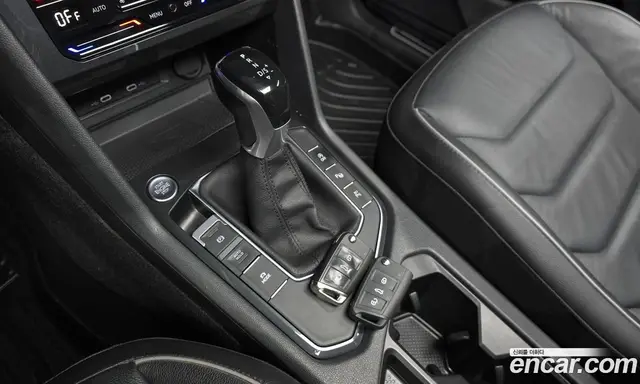 Volkswagen Tiguan 2022 2.0 АКПП, миниатюра 9