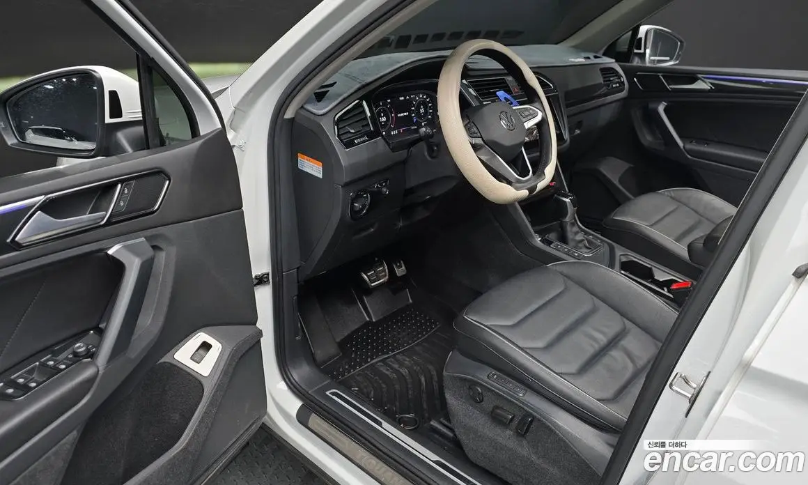Volkswagen Tiguan 2022 2.0 АКПП, фото 10