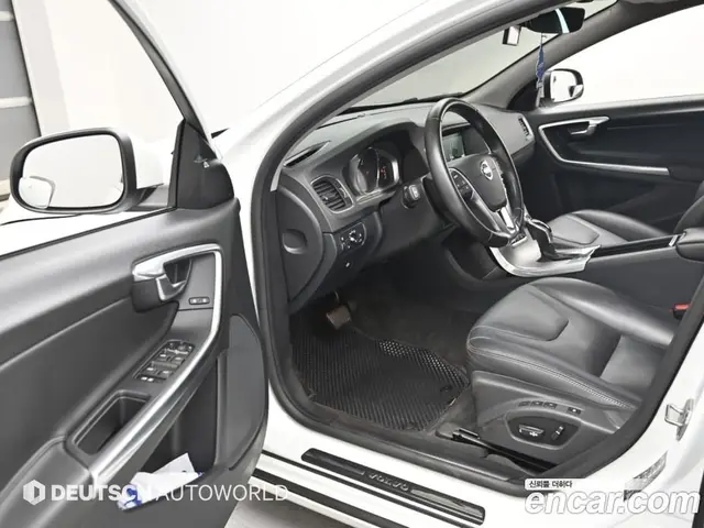 Volvo V60 2017 2.0 АКПП, миниатюра 11
