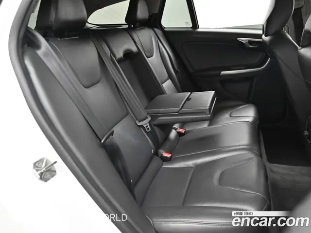 Volvo V60 2017 2.0 АКПП, миниатюра 12