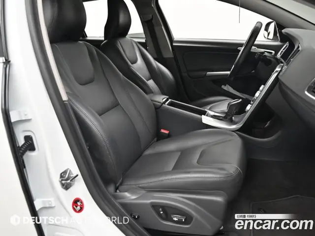 Volvo V60 2017 2.0 АКПП, миниатюра 10