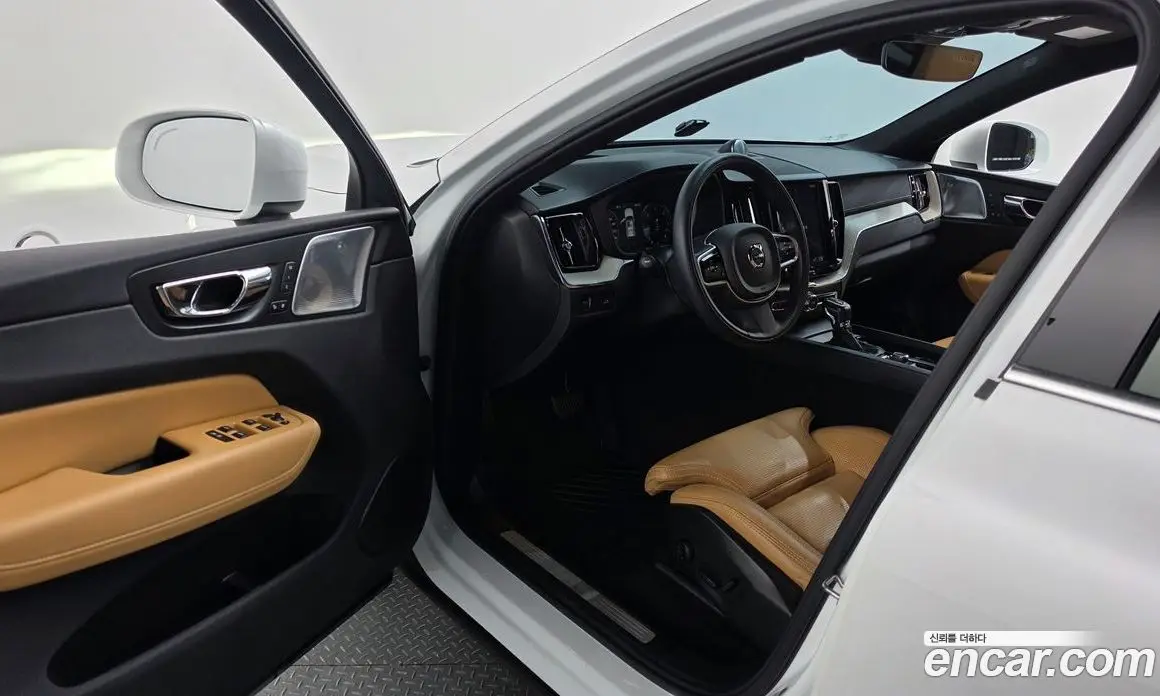 Volvo XC60 2018 2.0 АКПП, фото 13 Volvo XC60 2018 2.0 АКПП, фото 13