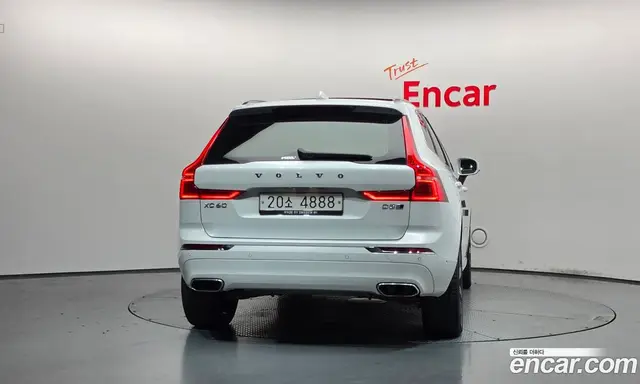 Volvo XC60 2018 2.0 АКПП, миниатюра 4 Volvo XC60 2018 2.0 АКПП, миниатюра 4