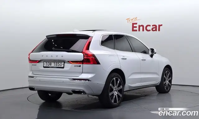 Volvo XC60 2018 2.0 АКПП, миниатюра 2 Volvo XC60 2018 2.0 АКПП, миниатюра 2