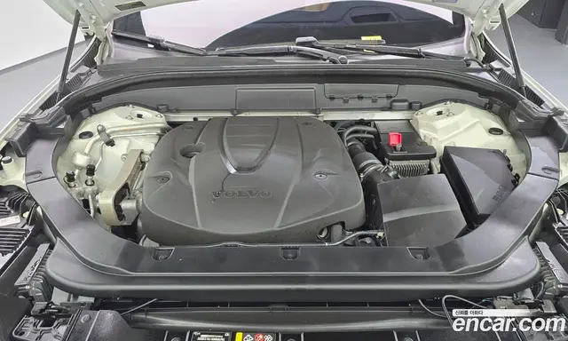 Volvo XC60 2018 2.0 АКПП, миниатюра 6 Volvo XC60 2018 2.0 АКПП, миниатюра 6