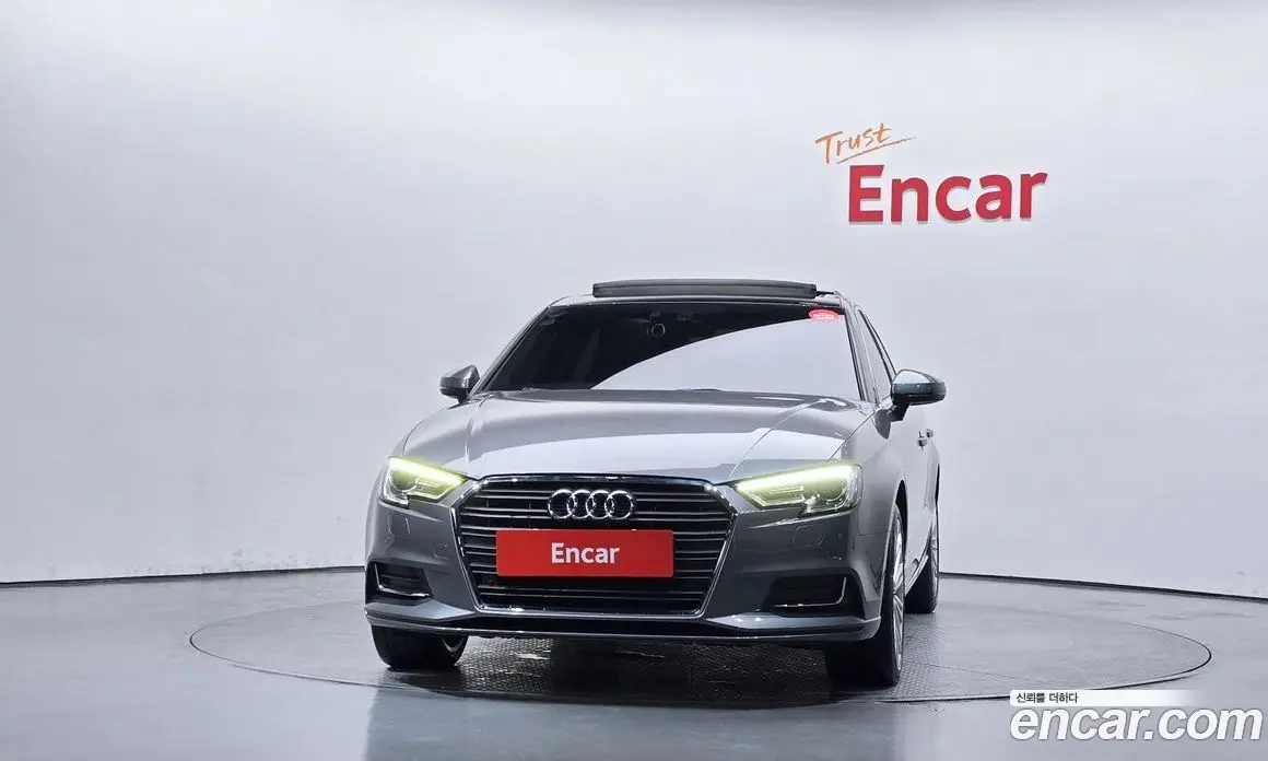 Audi A3 2018 2.0 АКПП, фото 3