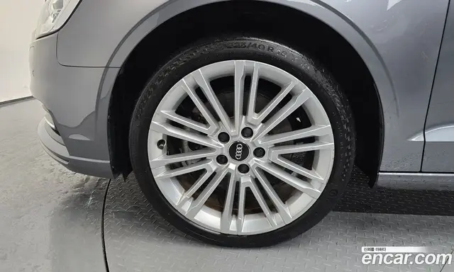 Audi A3 2018 2.0 АКПП, миниатюра 5