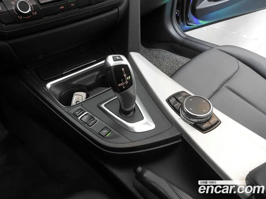 BMW 3 серия 2015 2.0 АКПП, фото 9