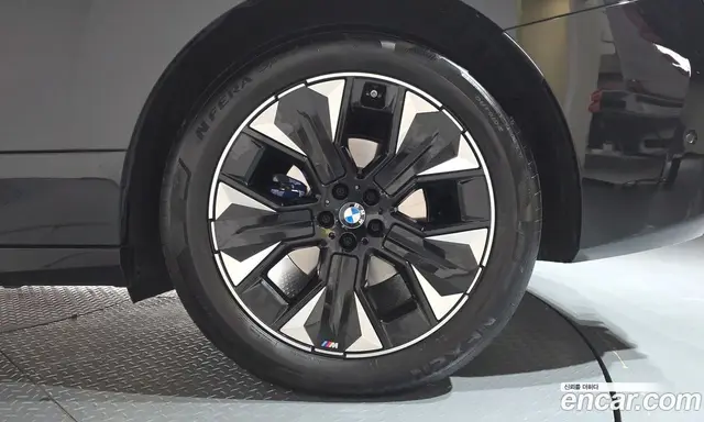 BMW iX 2025 0.3 АКПП, миниатюра 6